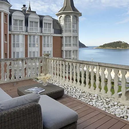 Miraconcha Terrace By Feelfree *